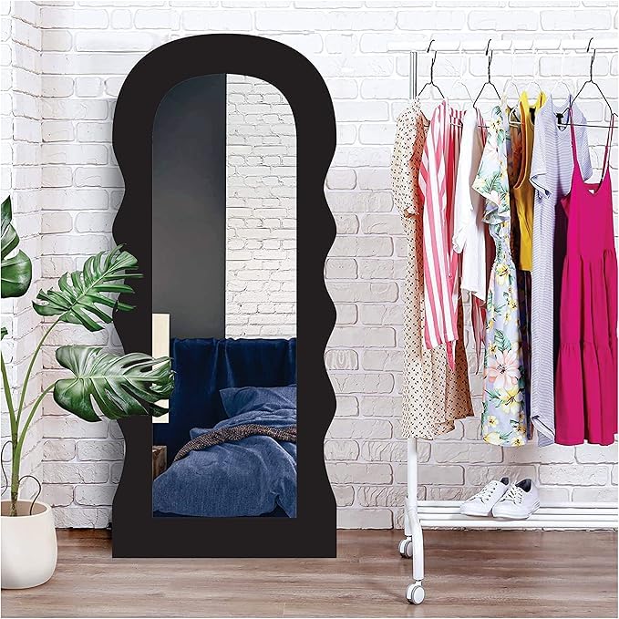 Contour Noir Pine Standing Mirror